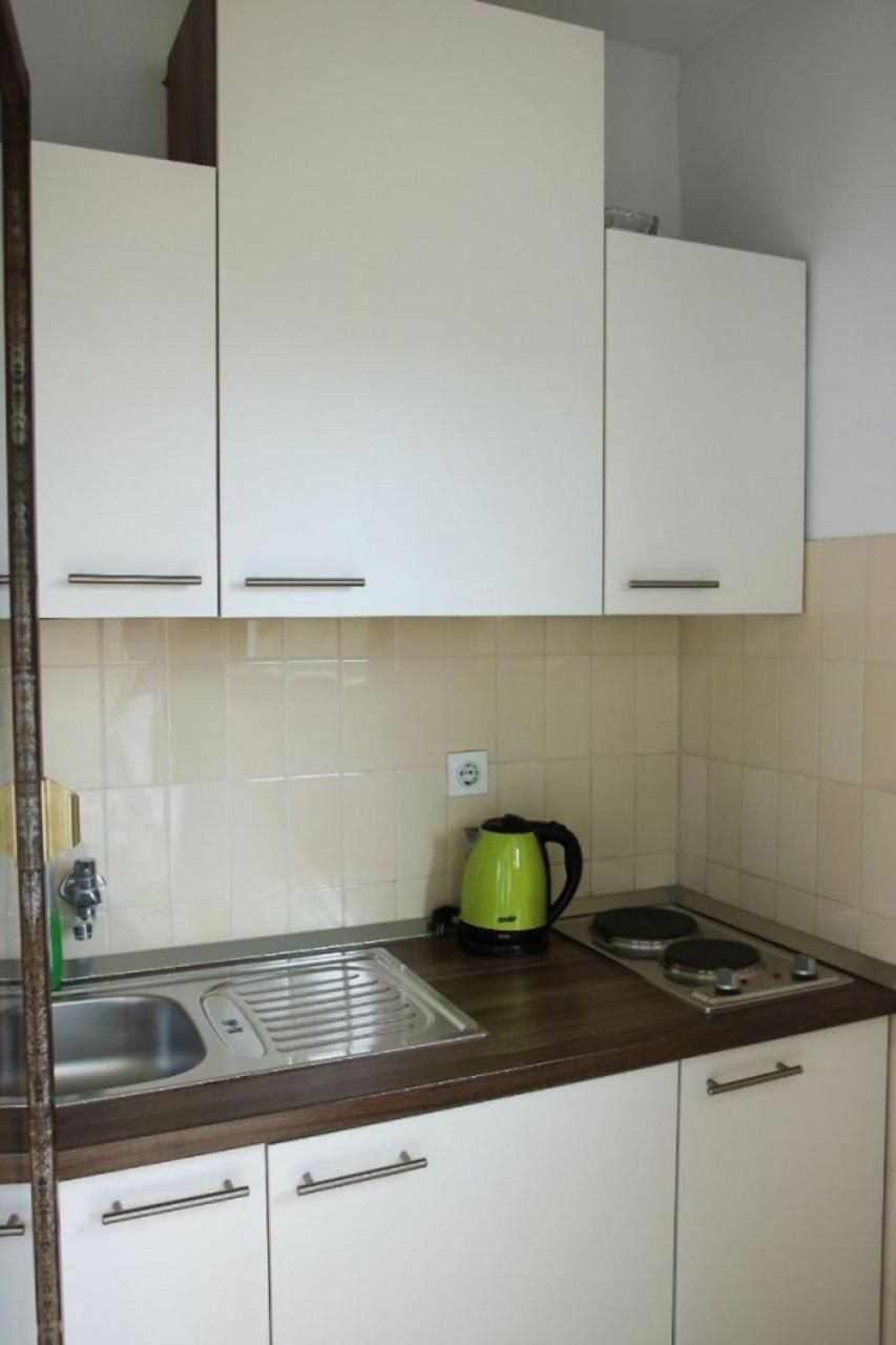 Apartments Zdravko - 150 M From Sandy Beach Duće Eksteriør billede