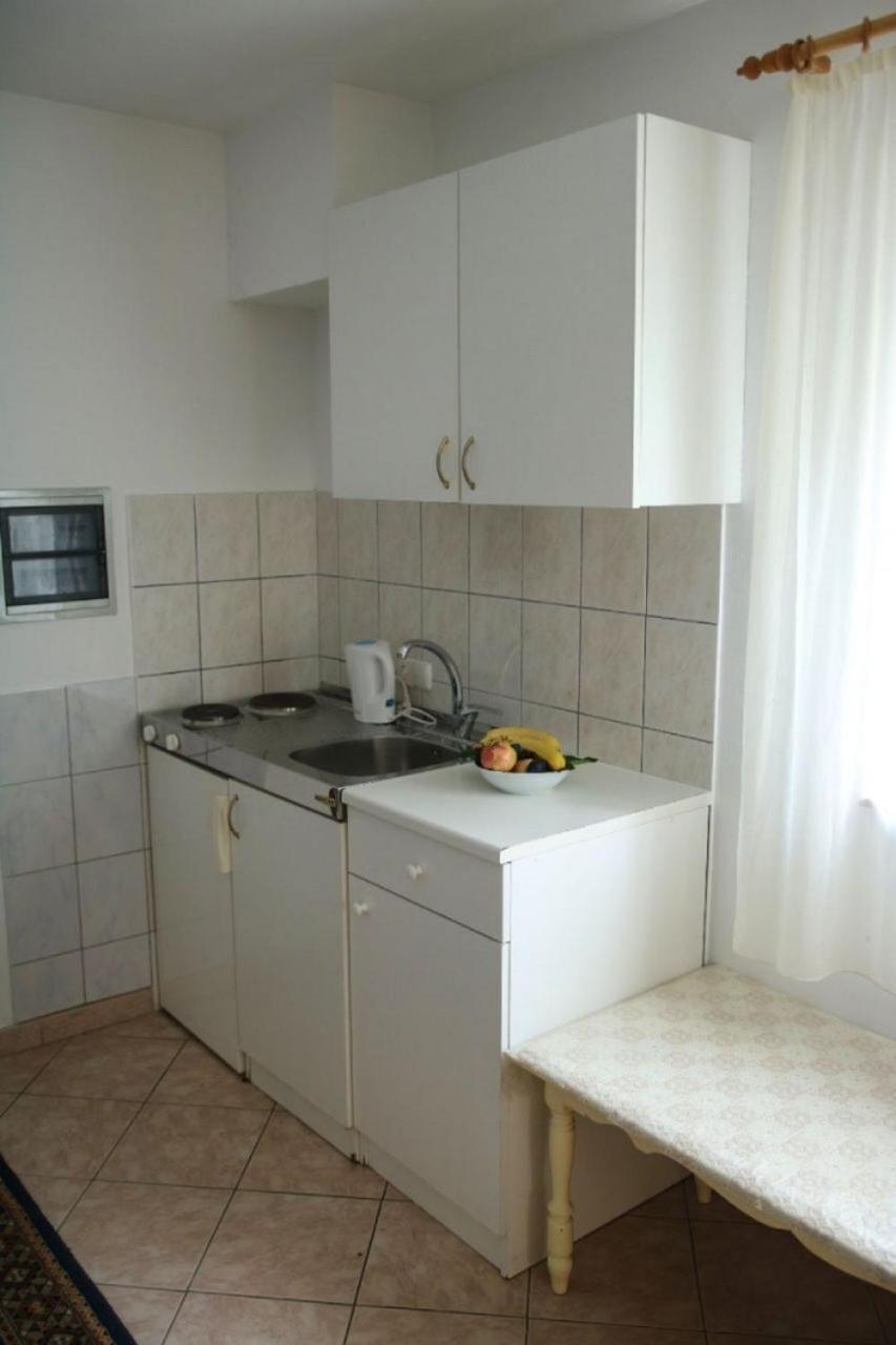 Apartments Zdravko - 150 M From Sandy Beach Duće Eksteriør billede