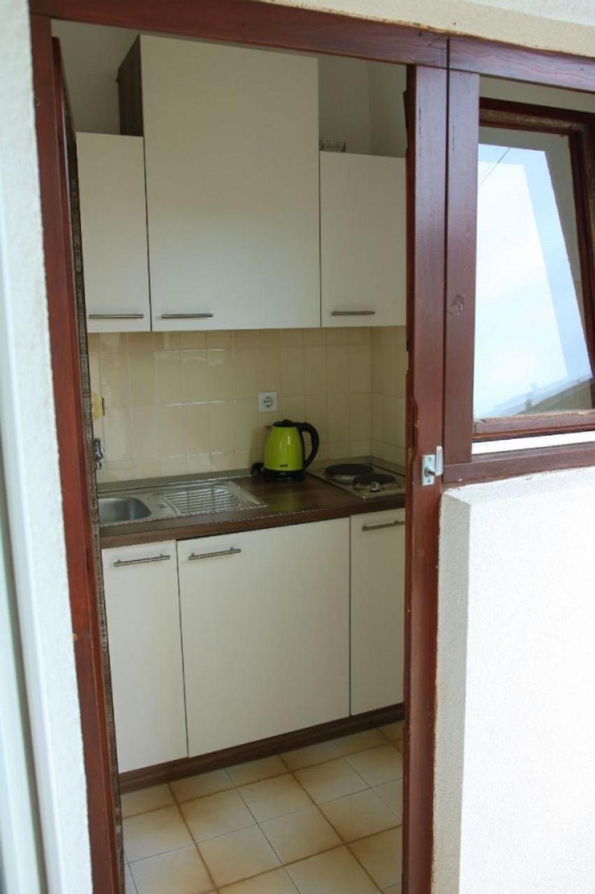 Apartments Zdravko - 150 M From Sandy Beach Duće Eksteriør billede